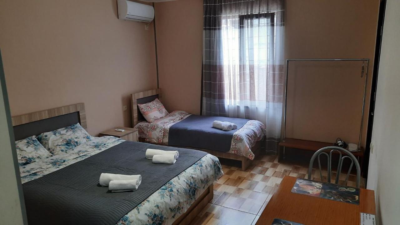 Hotel Central Kutaisi Eksteriør bilde