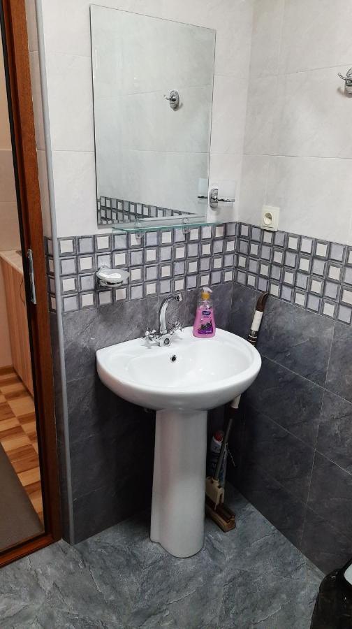 Hotel Central Kutaisi Eksteriør bilde