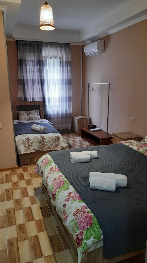 Hotel Central Kutaisi Eksteriør bilde